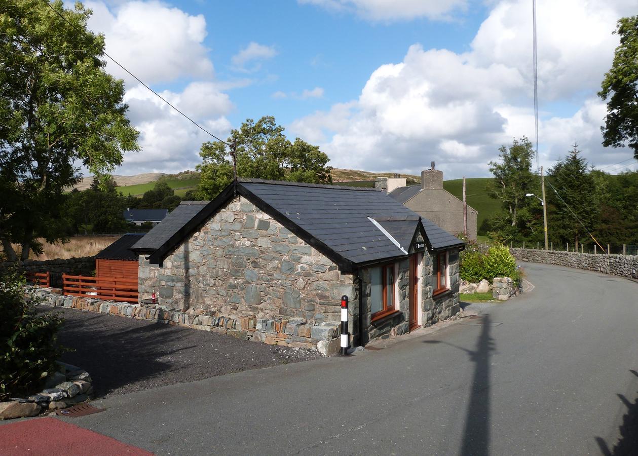 Becws Clyd Villa Trawsfynydd Bagian luar foto